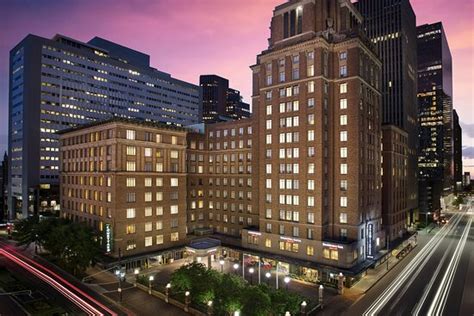 springhill suites houston downtown.